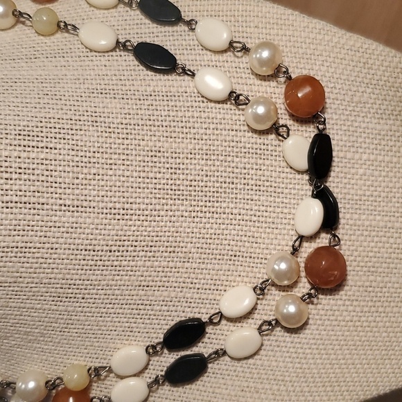 ♥️ HUES OF BROWN NECKLACE - Picture 2 of 5